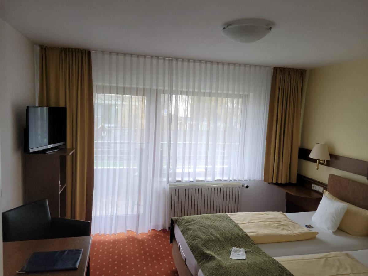Kurparkhotel-Gemuend Εξωτερικό φωτογραφία